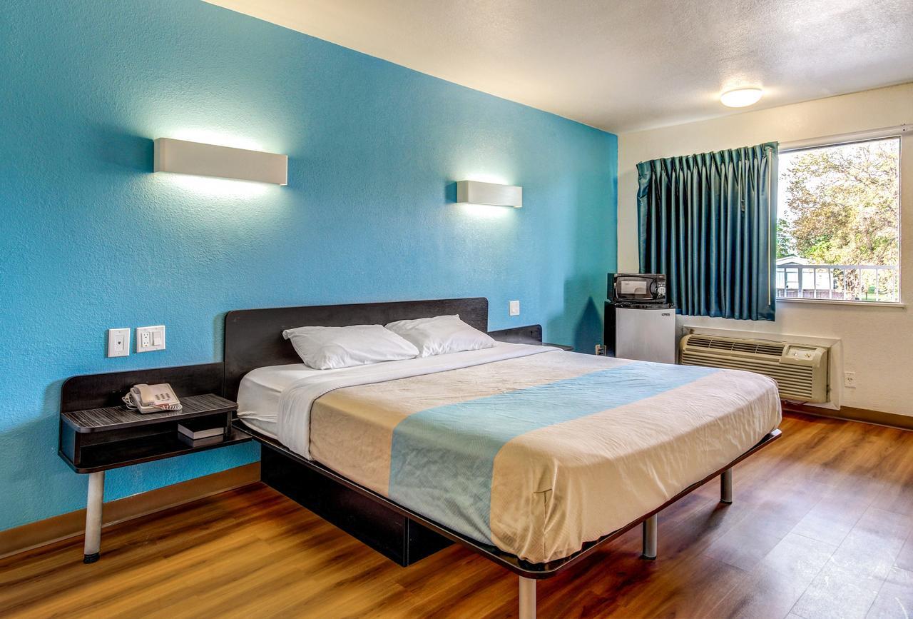 Motel 6 Waco - Lacy Lakeview Bellmead 外观 照片