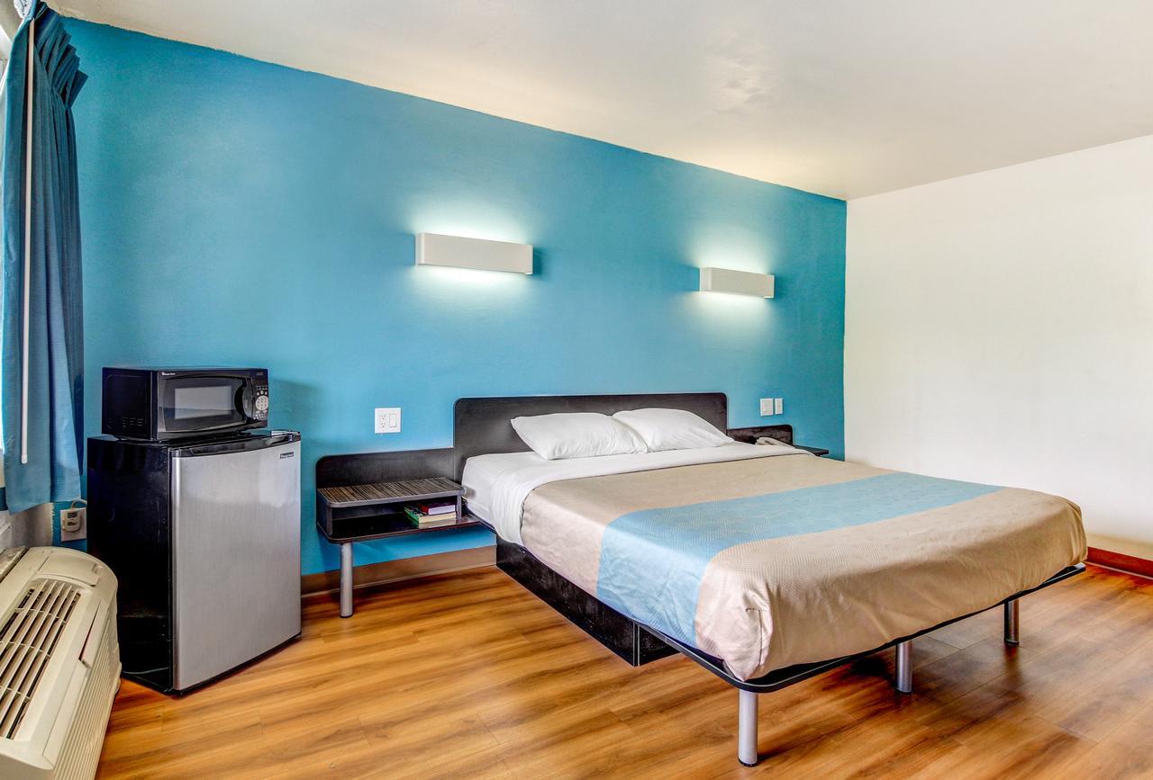 Motel 6 Waco - Lacy Lakeview Bellmead 外观 照片