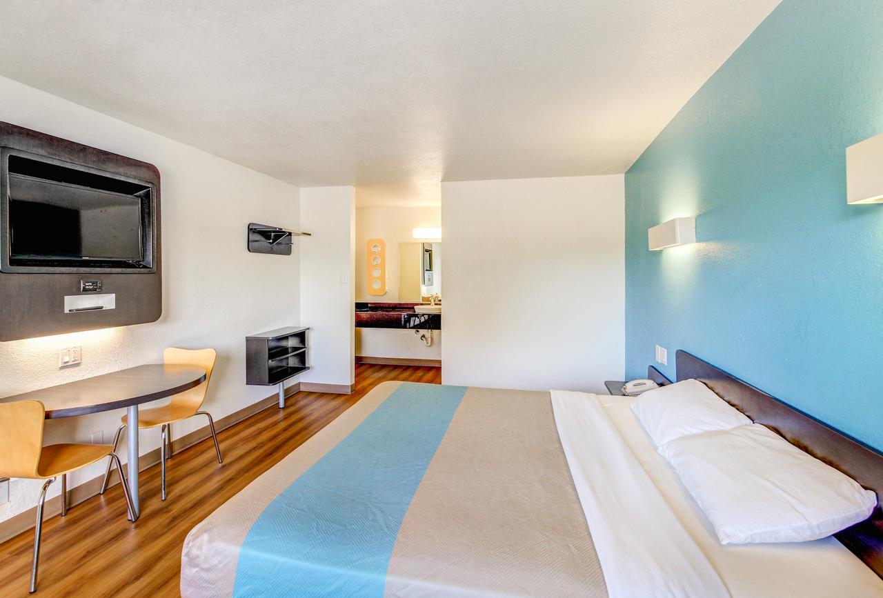 Motel 6 Waco - Lacy Lakeview Bellmead 外观 照片